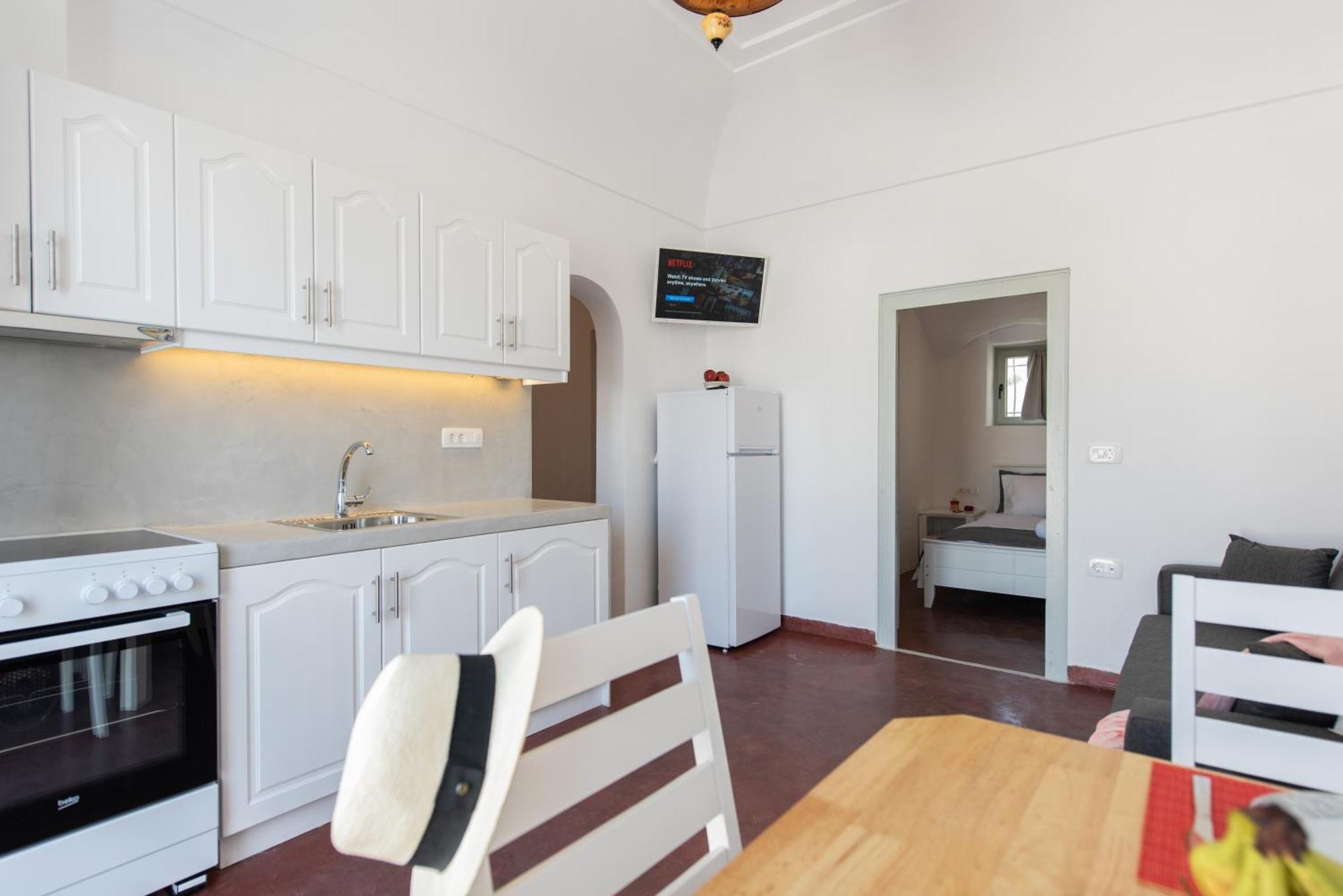 Argyro And Diogenis Apartment Emporio  ภายนอก รูปภาพ